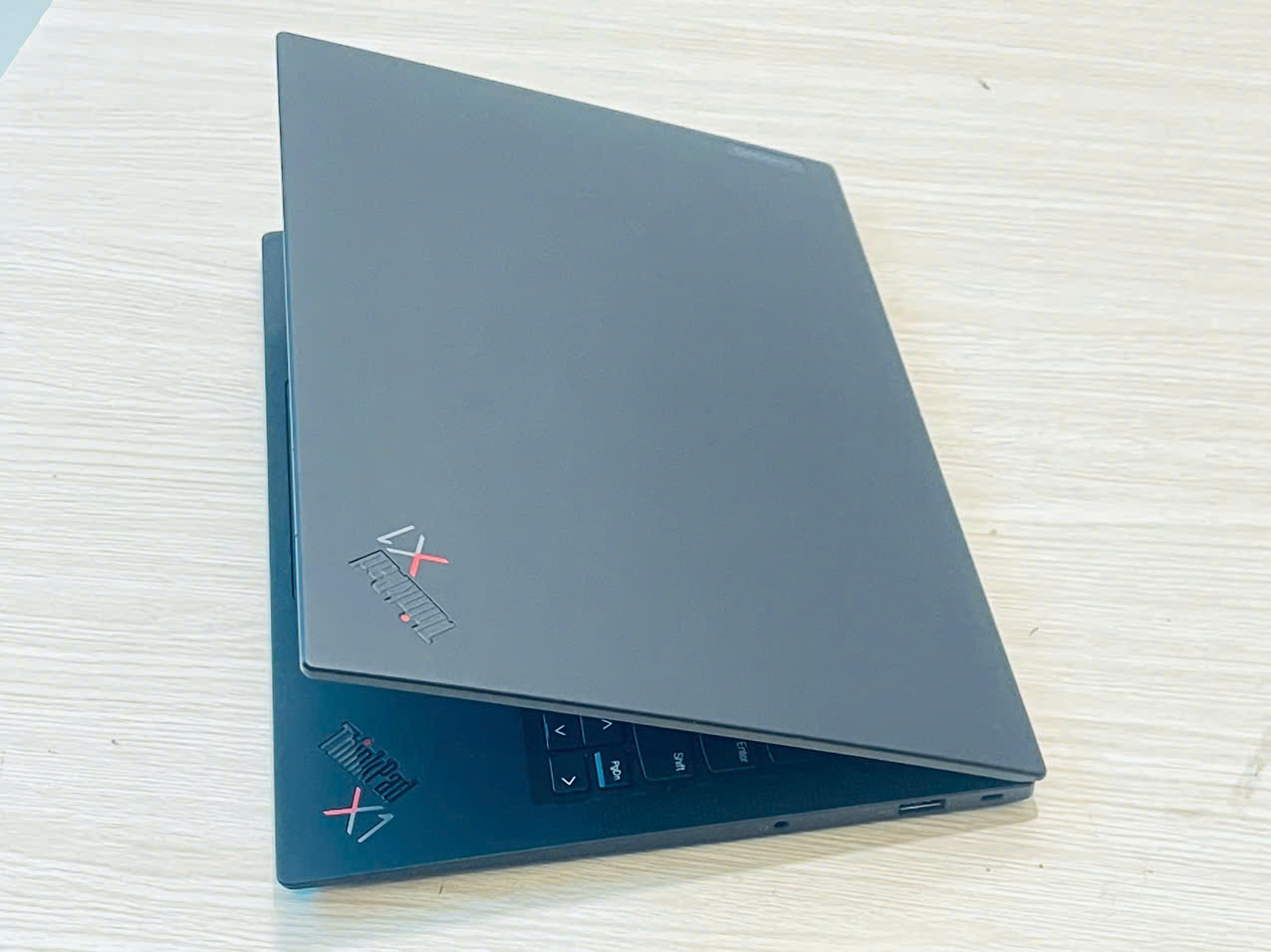Thinkpad x1 carbon gen 9 xách tay giá rẻ
